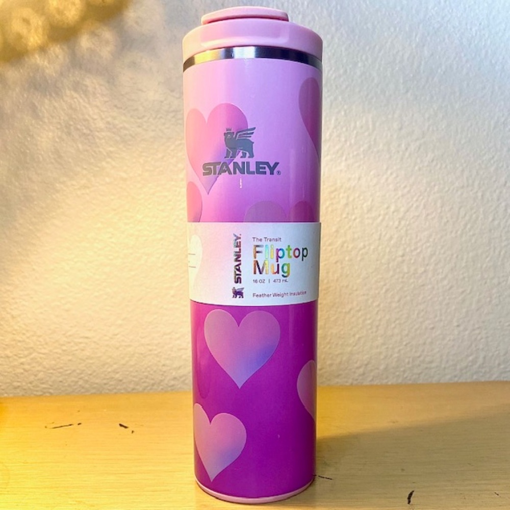 Stanley Fliptop Mug 16oz Traveling Tumbler Leakproof Pink with Hearts NWT